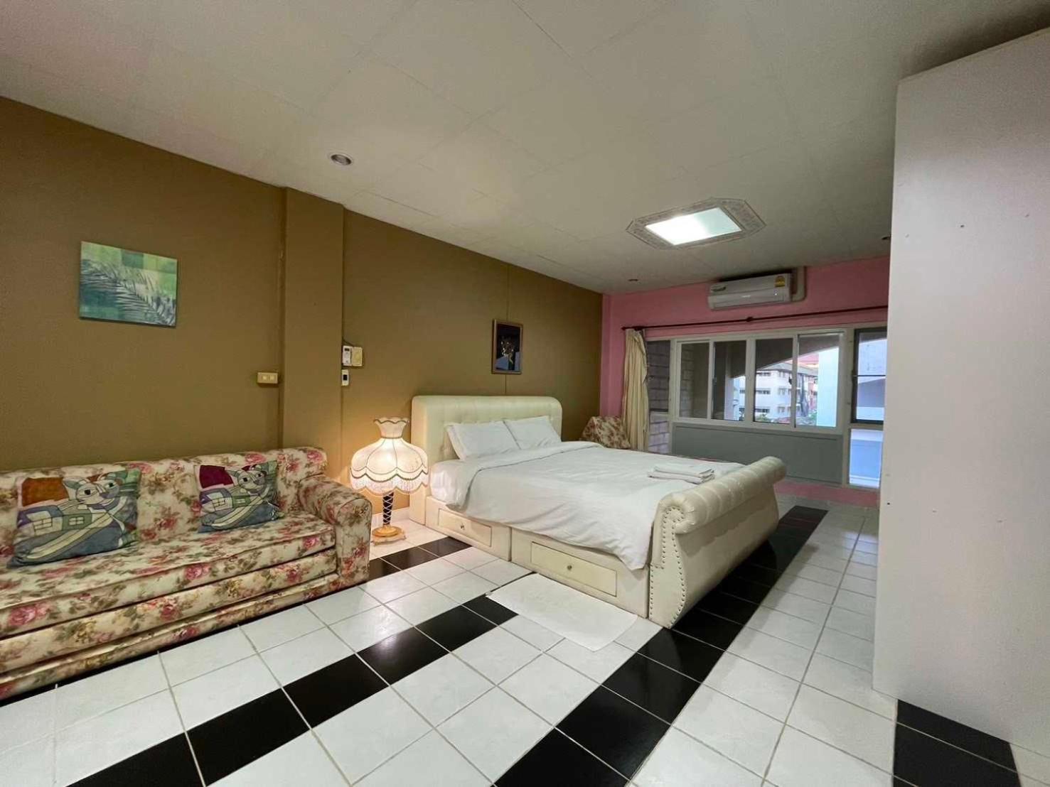 Oyo 75486 Anna Residence Jomtien מראה חיצוני תמונה