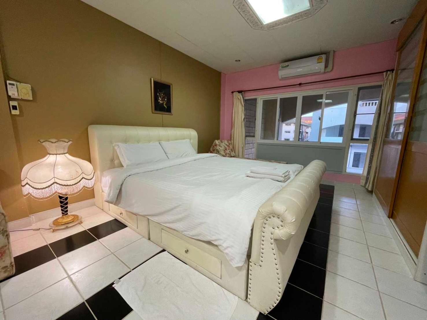 Oyo 75486 Anna Residence Jomtien מראה חיצוני תמונה