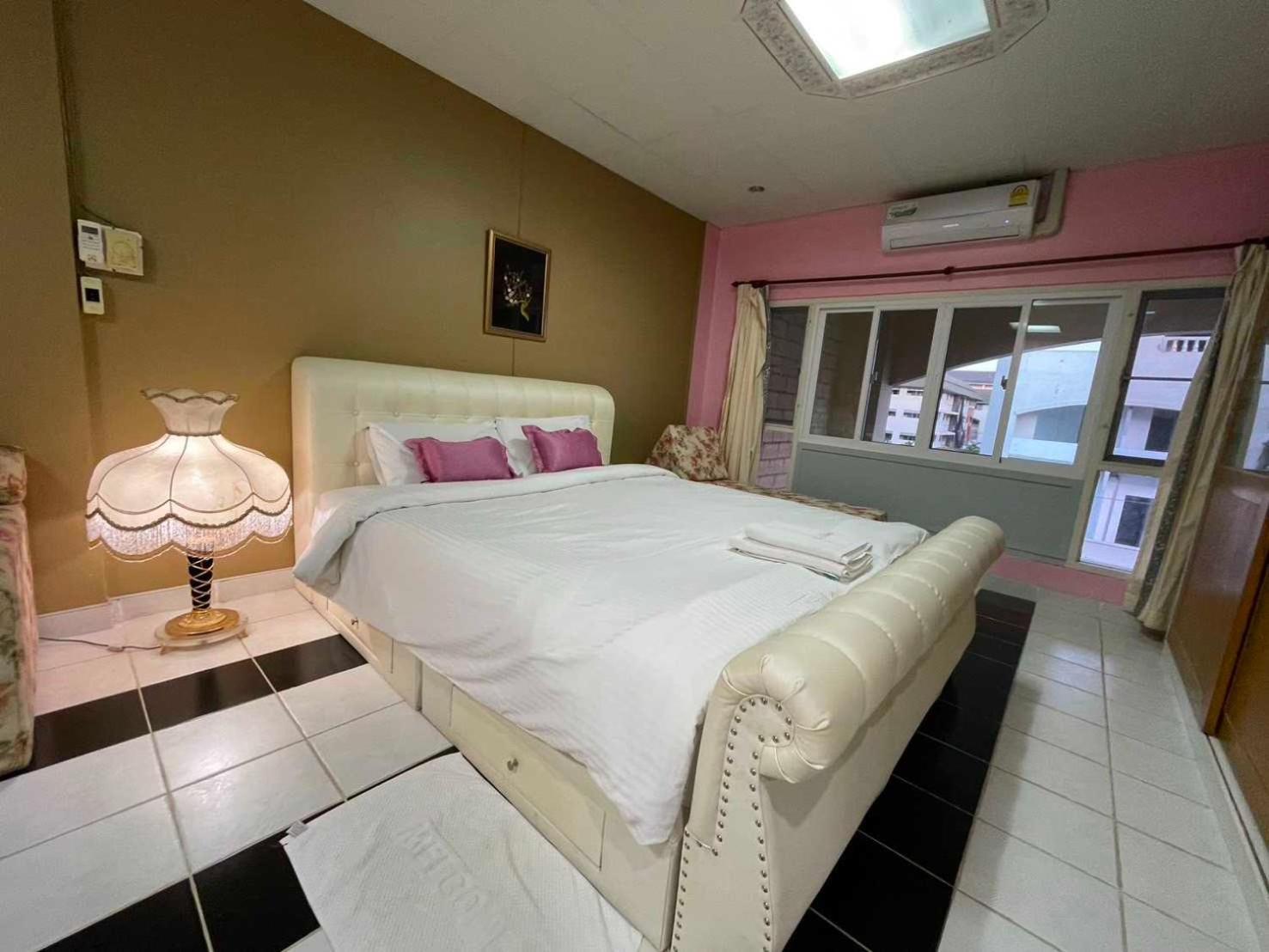 Oyo 75486 Anna Residence Jomtien מראה חיצוני תמונה