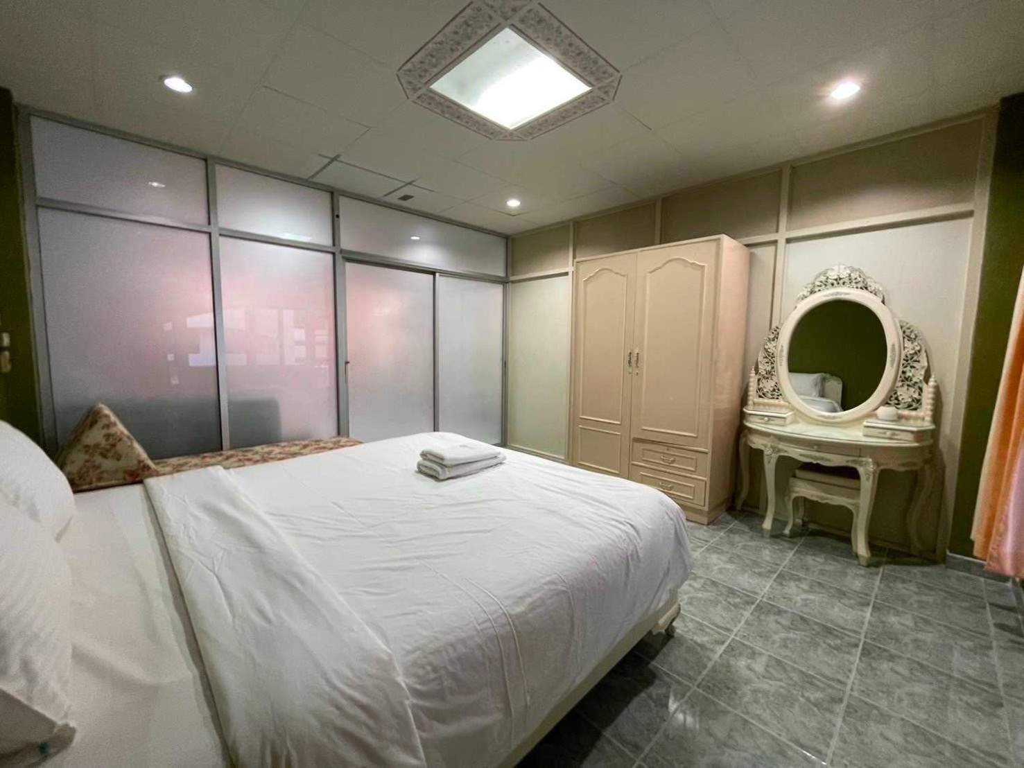 Oyo 75486 Anna Residence Jomtien מראה חיצוני תמונה