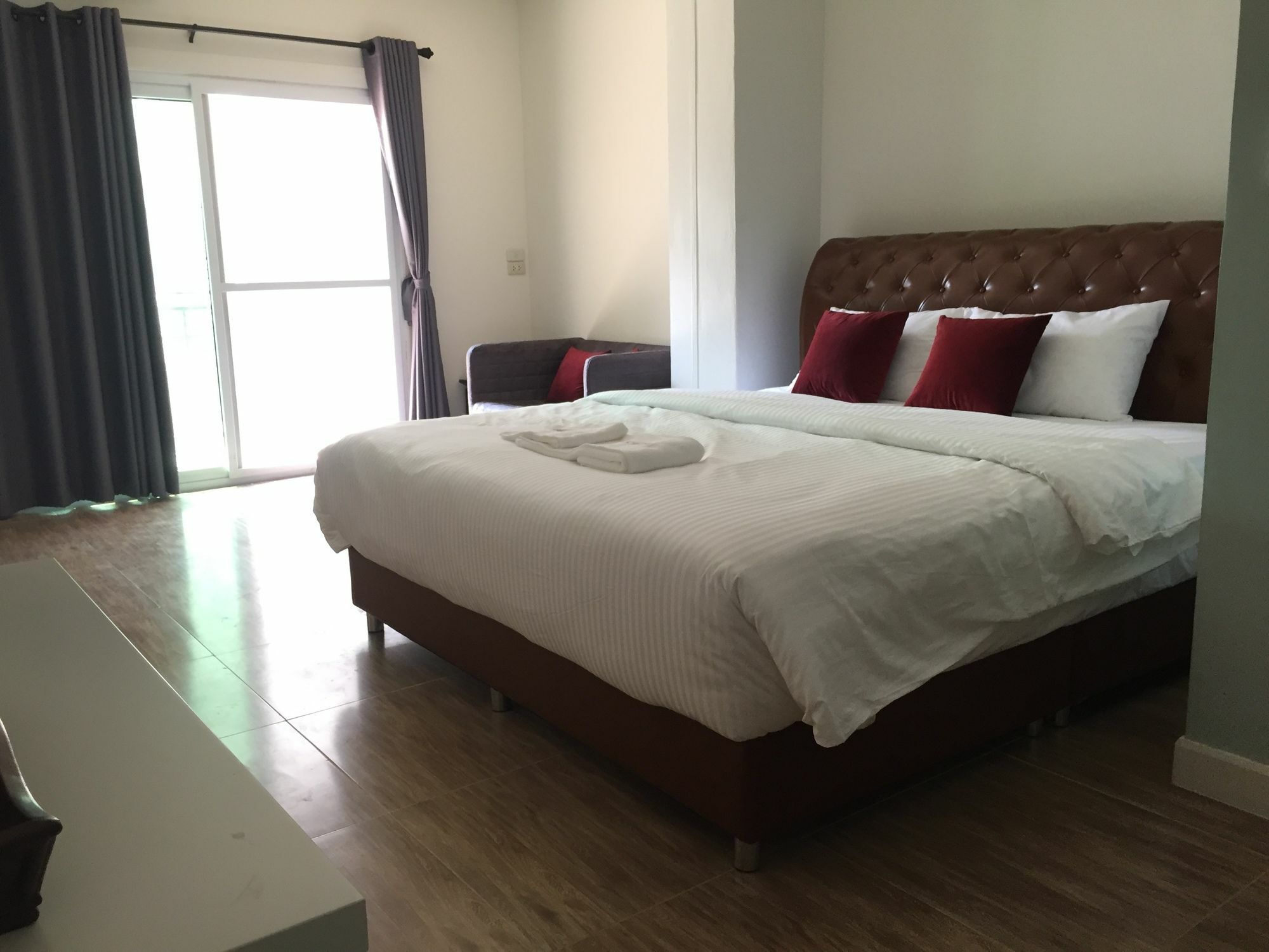 Oyo 75486 Anna Residence Jomtien מראה חיצוני תמונה